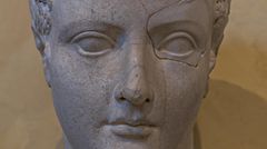 Büste des jungen Caligula