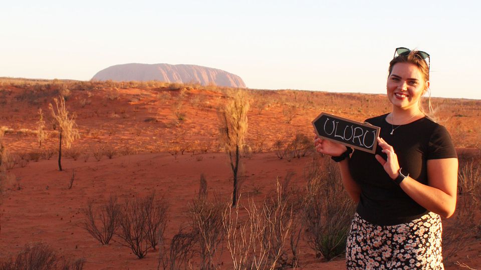 Am Uluru im Northern Territory: Die 21-jährige Line Sophia Schallmayer war gerade erst in Australien gelandet, als im März das Virus aufkam.