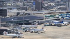 Bild 1 von 10 der Fotostrecke zum Klicken    Platz 10 mit 520.698 Sitzplätzen: Tokio-Haneda – Osaka-Itami  Der gut einstündige Flug gehört zu den innerjapanischen Rennstrecken. All Nippon Airways und Japan Air Lines verkehren hier beinahe im Stundentakt.