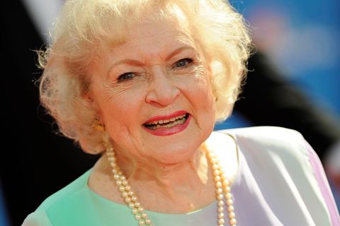 Noch nicht geimpft: Betty White verzichtet wegen der Coronapandemie auf eine Party zu ihrem 99. Geburtstag.