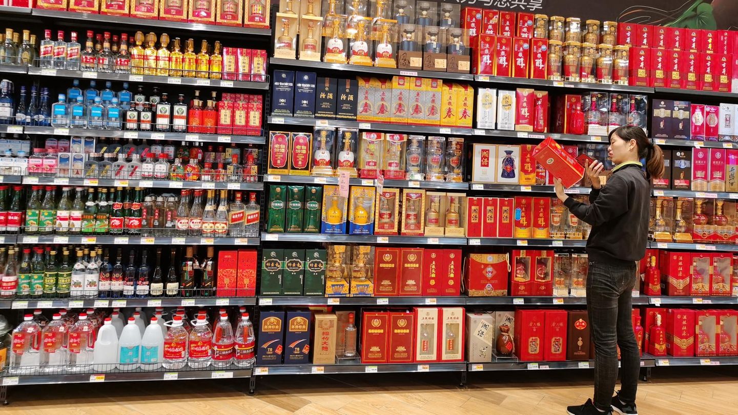 Hirseschnaps im Supermarkt