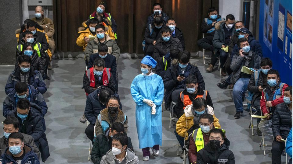 Impfschlange in Peking