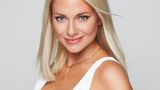 Seit 2015 steht sie bei "Gute Zeiten, schlechte Zeiten" als Sunny Richter vor der Kamera, bekam beim RTL-Streamingdienst einen eigenen Spin-Off mit dem Namen "Sunny - wer bist du wirklich?". Ab Ende Februar wird sie bei ihrem Haussender das Tanzbein schwingen. "Normalerweise schlüpfe ich in verschiedene Rollen, doch jetzt werde ich 100 Prozent Valentina Pahde sein und mich in die Herzen der Zuschauerinnen und Zuschauer von 'Let's Dance' tanzen."