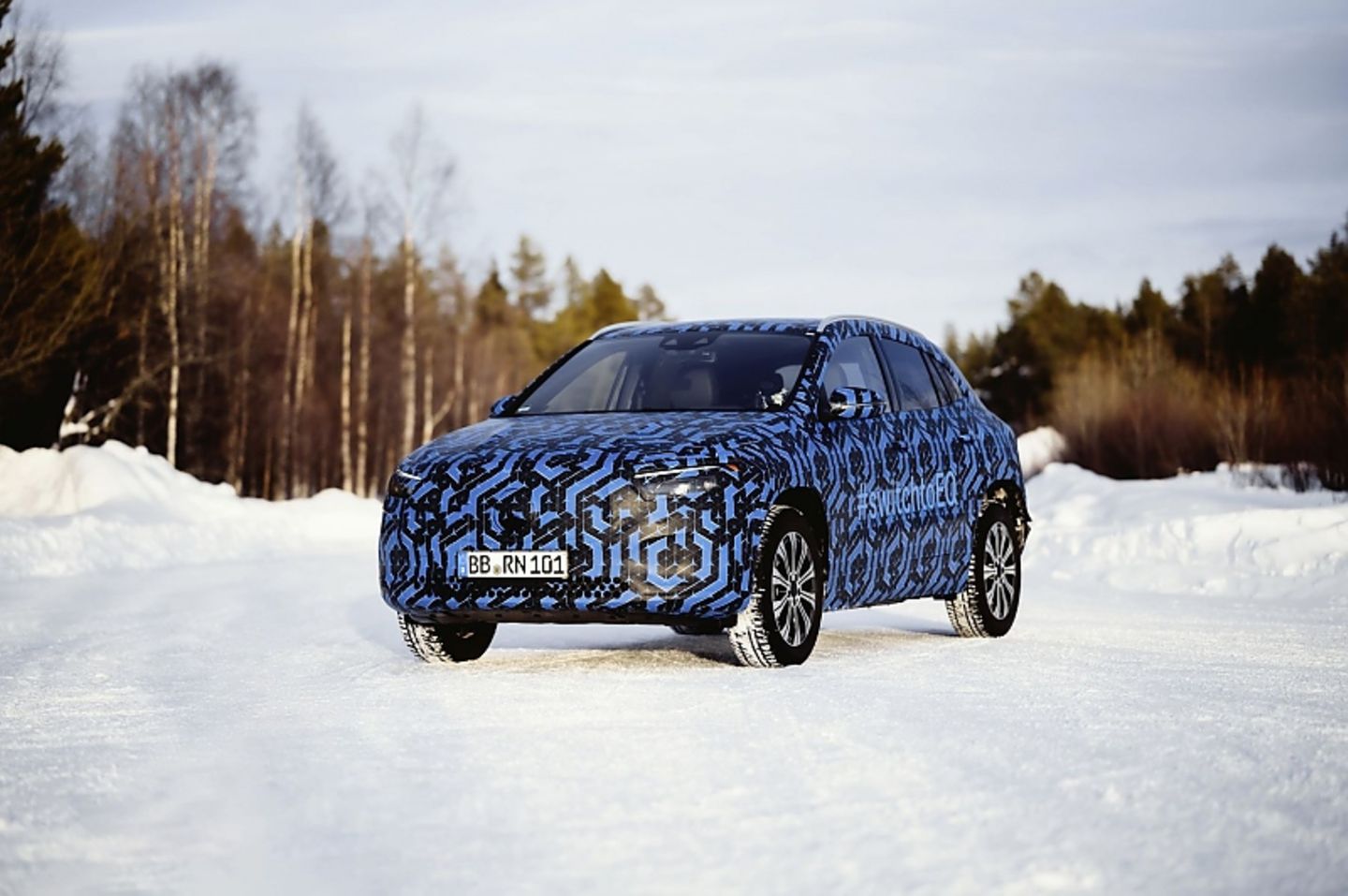 Der Mercedes EQA wurde bei Wintertests auf Herz und Nieren geprüft