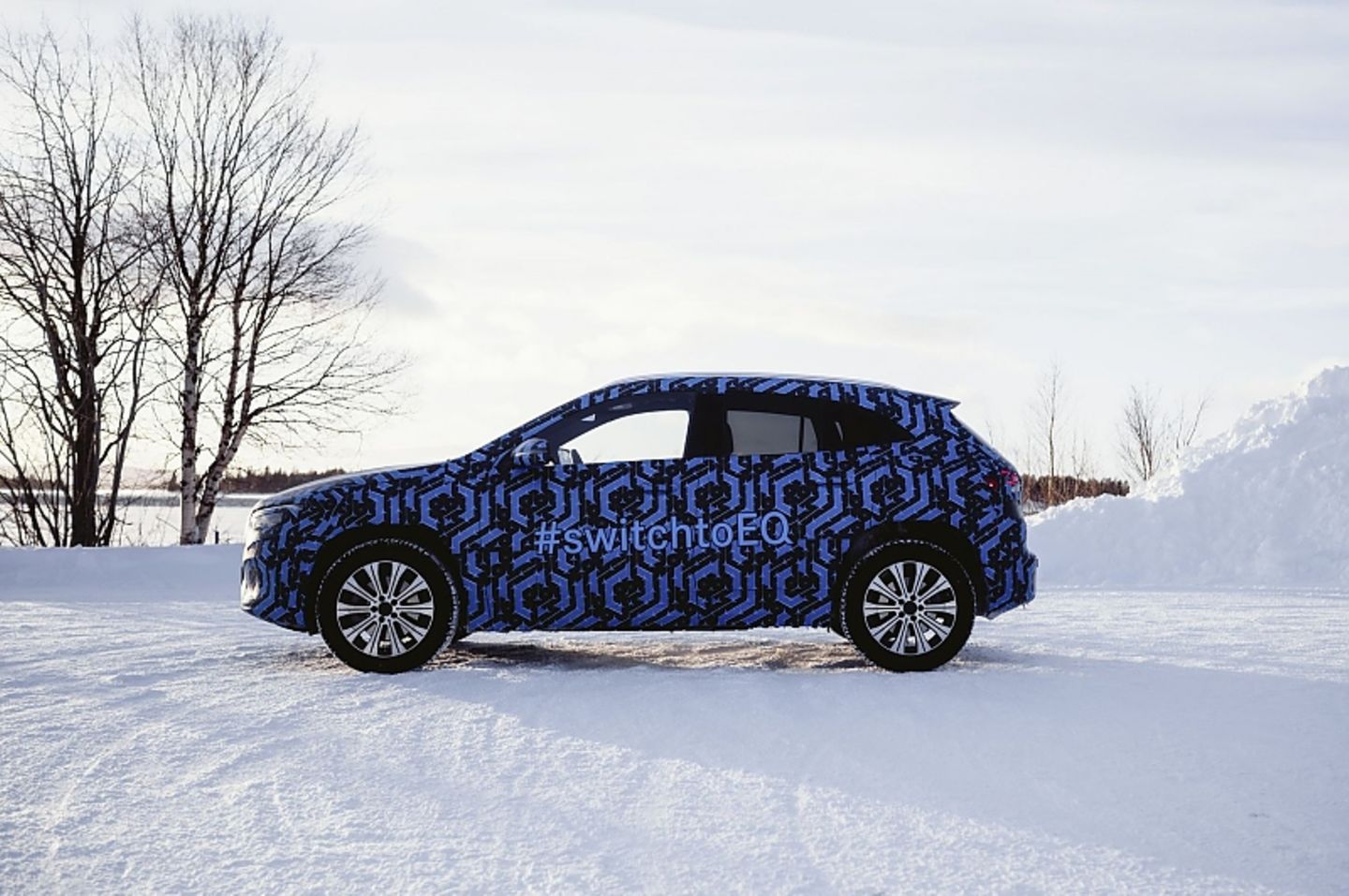 Der Mercedes EQA ist mit dem Mercedes GLA verwandt