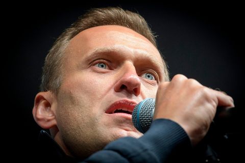 Alexej Nawalny beschuldigt Wladimir Putin, den Befehl zum Giftanschlag auf ihn persönlich gegeben zu haben 