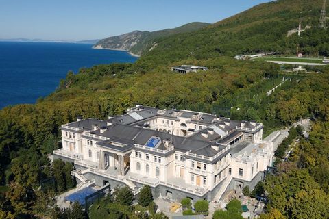 Der Palast Putins an der Schwarzmeerküste 