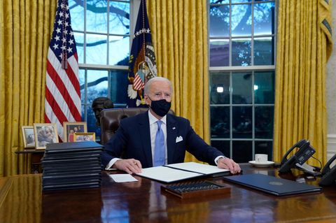 Biden Oval Office