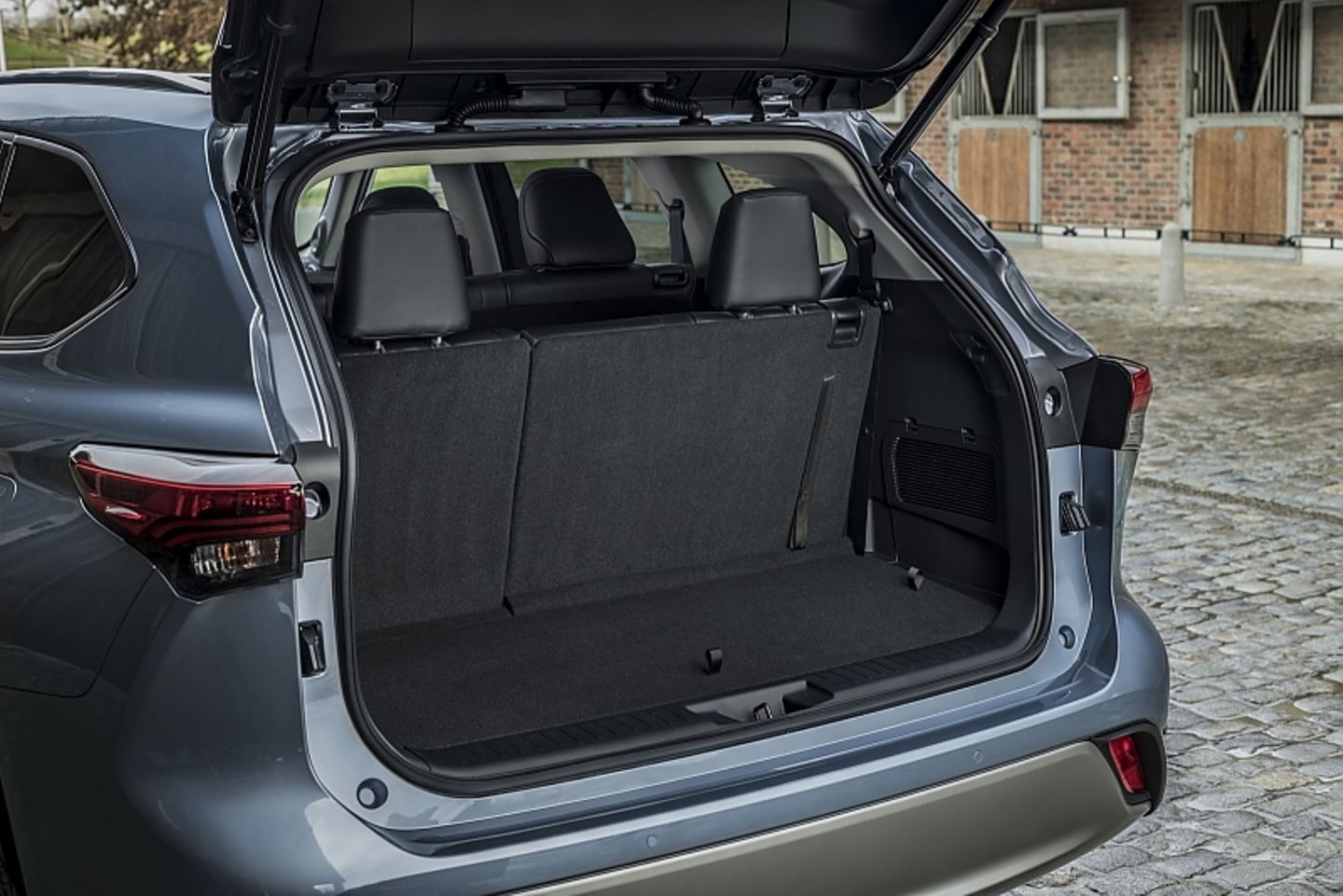 Toyota Highlander 2021