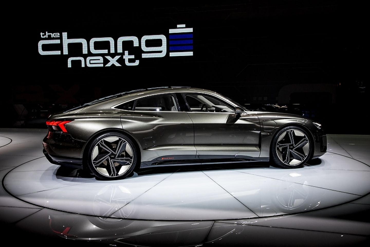 Audi E-Tron GT 2021