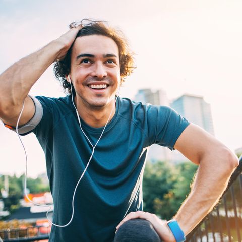 Keinen Bock, sich zu bewegen? : Yoga, Laufen oder Badminton: So finden Sie den Sport, der zu Ihnen passt