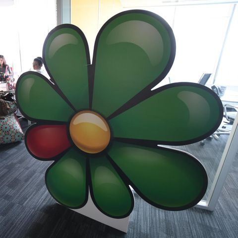 Die ICQ-Blume ist wieder auf mehr Smartphones zu sehen, vor allem in Hong Kong Die ICQ-Blume ist wieder auf mehr Smartphones zu sehen, vor allem in Hong Kong
