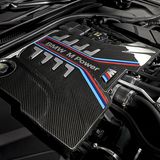 Der V8-Biturbo leistet 467 kW / 635 PS und damit 7 kW / 10 PS mehr als im Competition