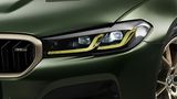 Die Scheinwerfer des BMW M5 CS blitzen angriffslustig