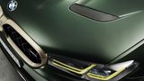 Die Motorhaube ist aus Carbon
