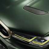 Die Motorhaube ist aus Carbon