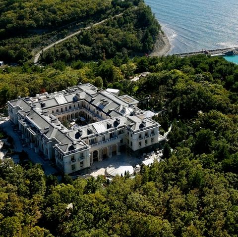 Der Palast von Wladimir Putin aus der Luft