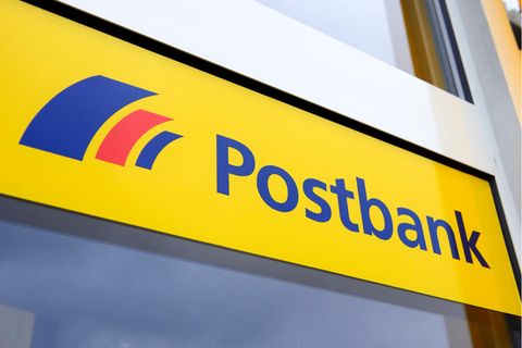 Schild der Postbank