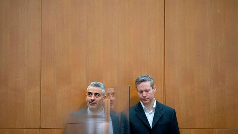 Lübcke-Urteil Stephan Ernst mit Anwalt