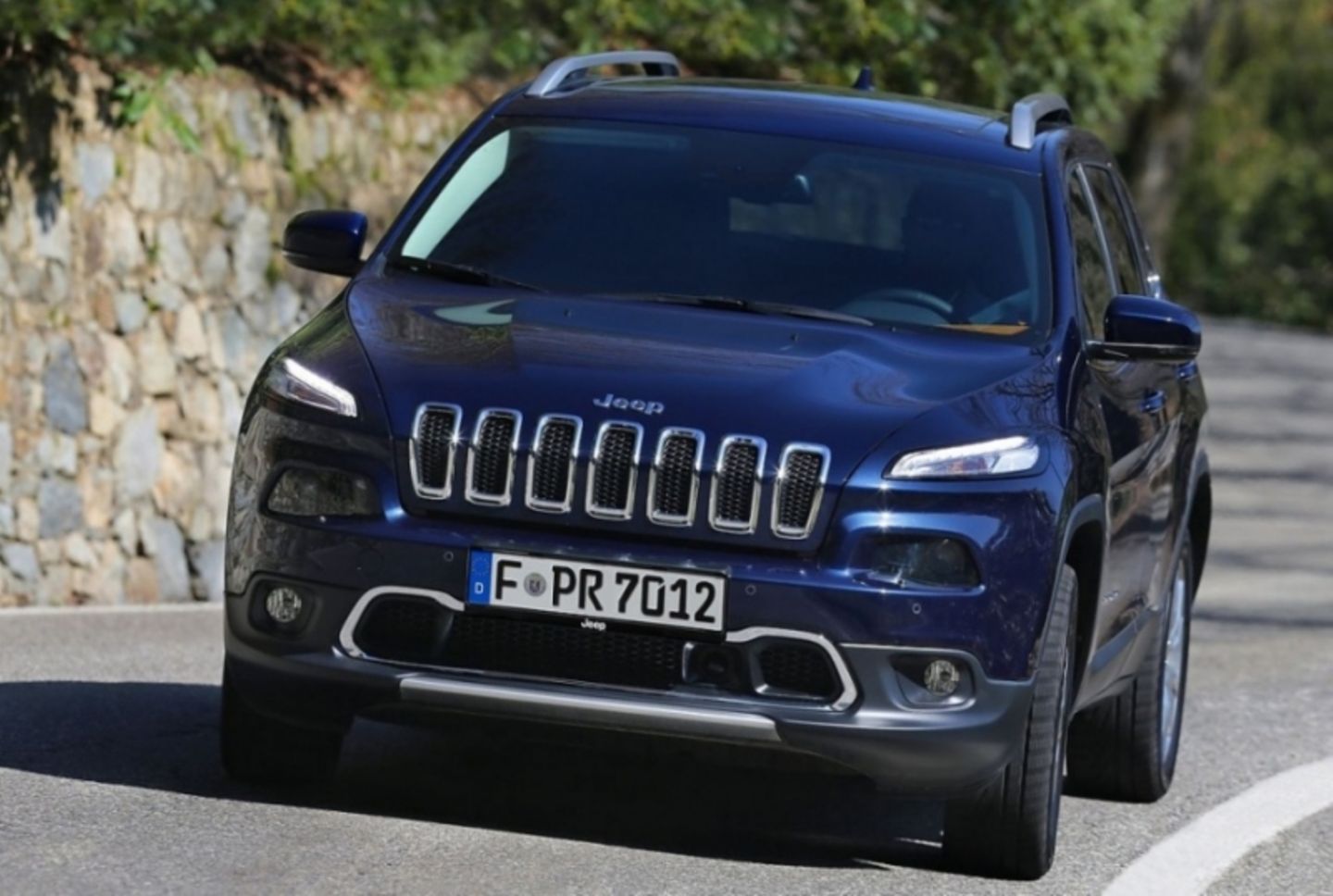 Hacker sind 2015 über das Infotainment in das System eines Jeep Cherokee eingedrungen