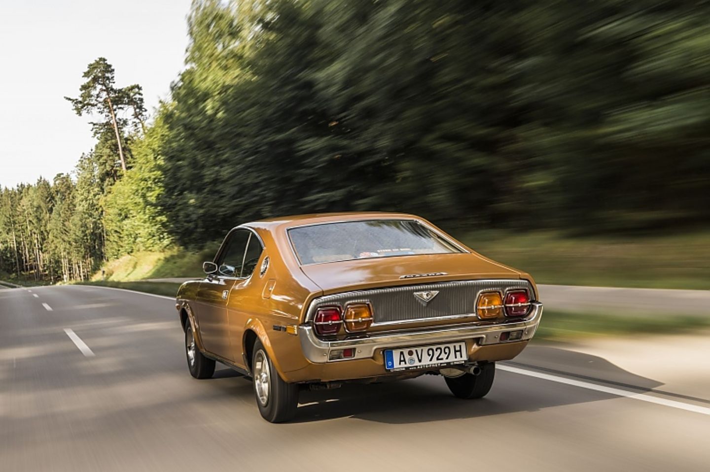 Mazda 929 Coupé (1975)