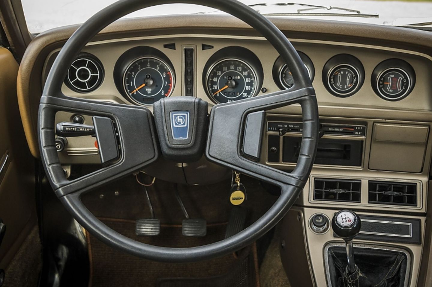 Mazda 929 Coupé (1975)