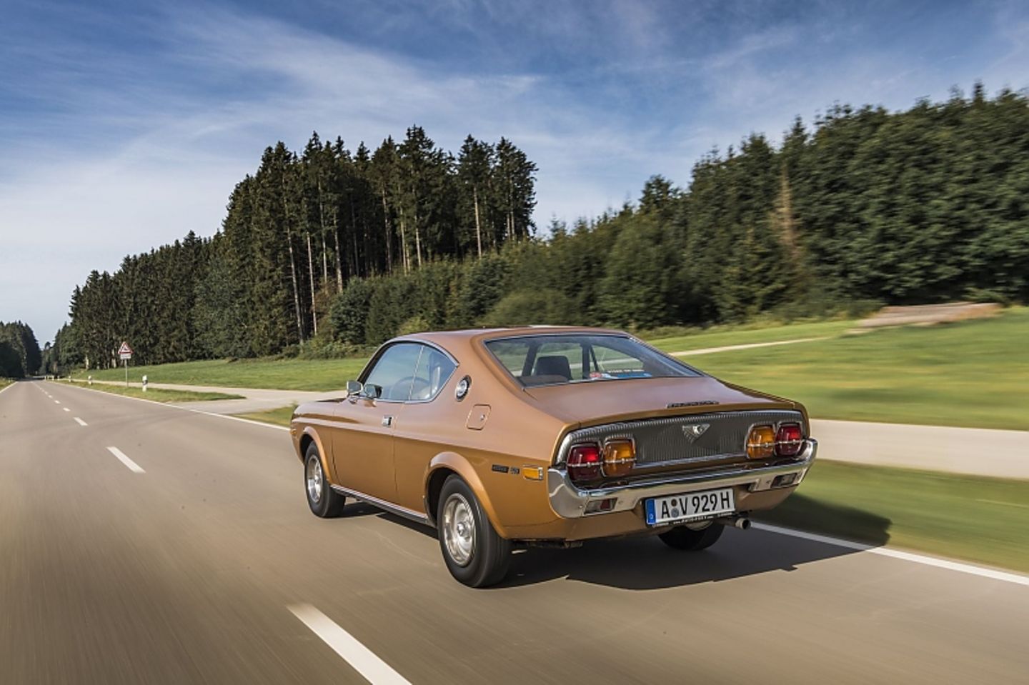 Mazda 929 Coupé (1975)
