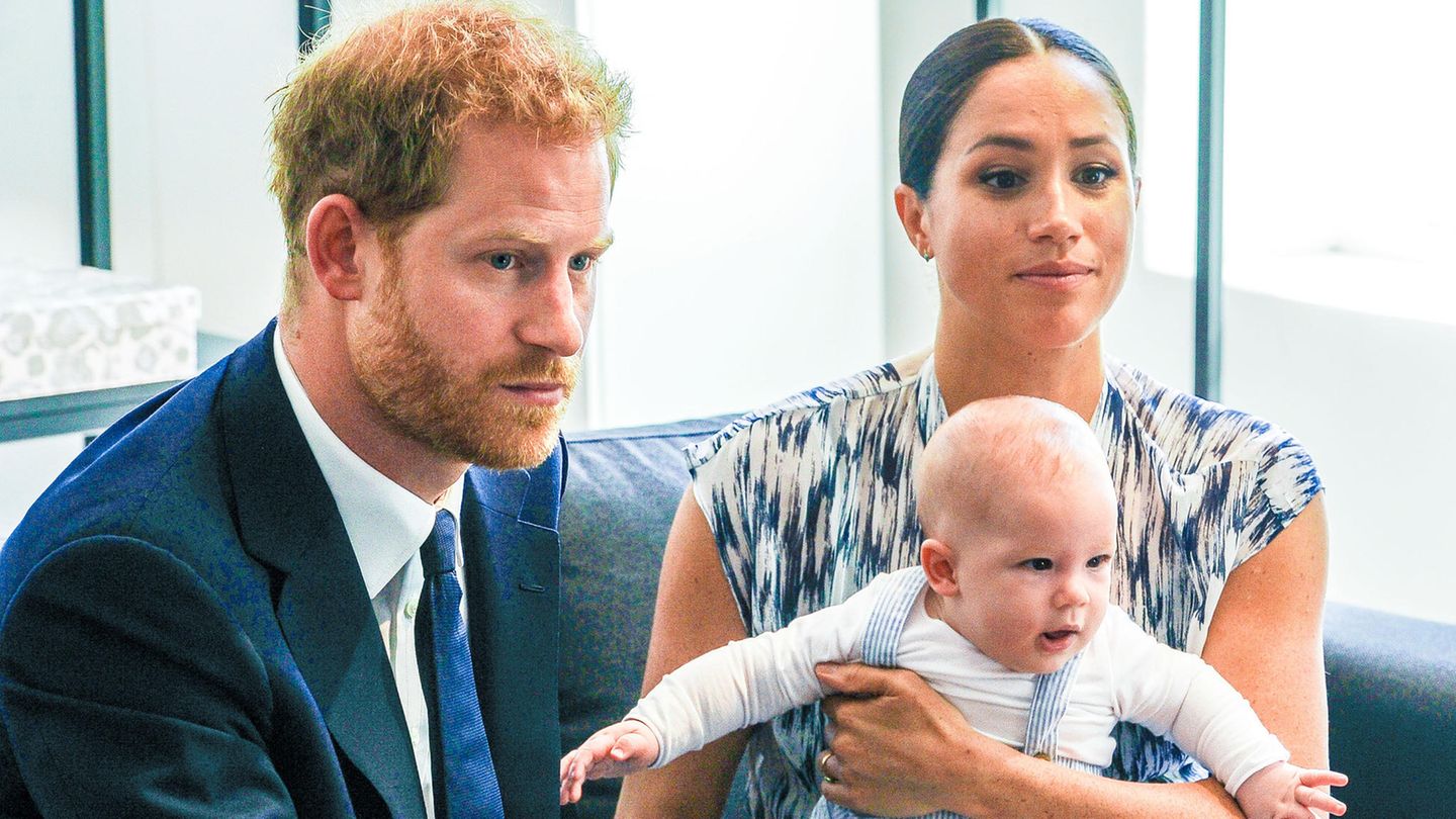 Prinz Harry und seine Frau Meghan mit dem gemeinsam Sohn Archie im September 2019
