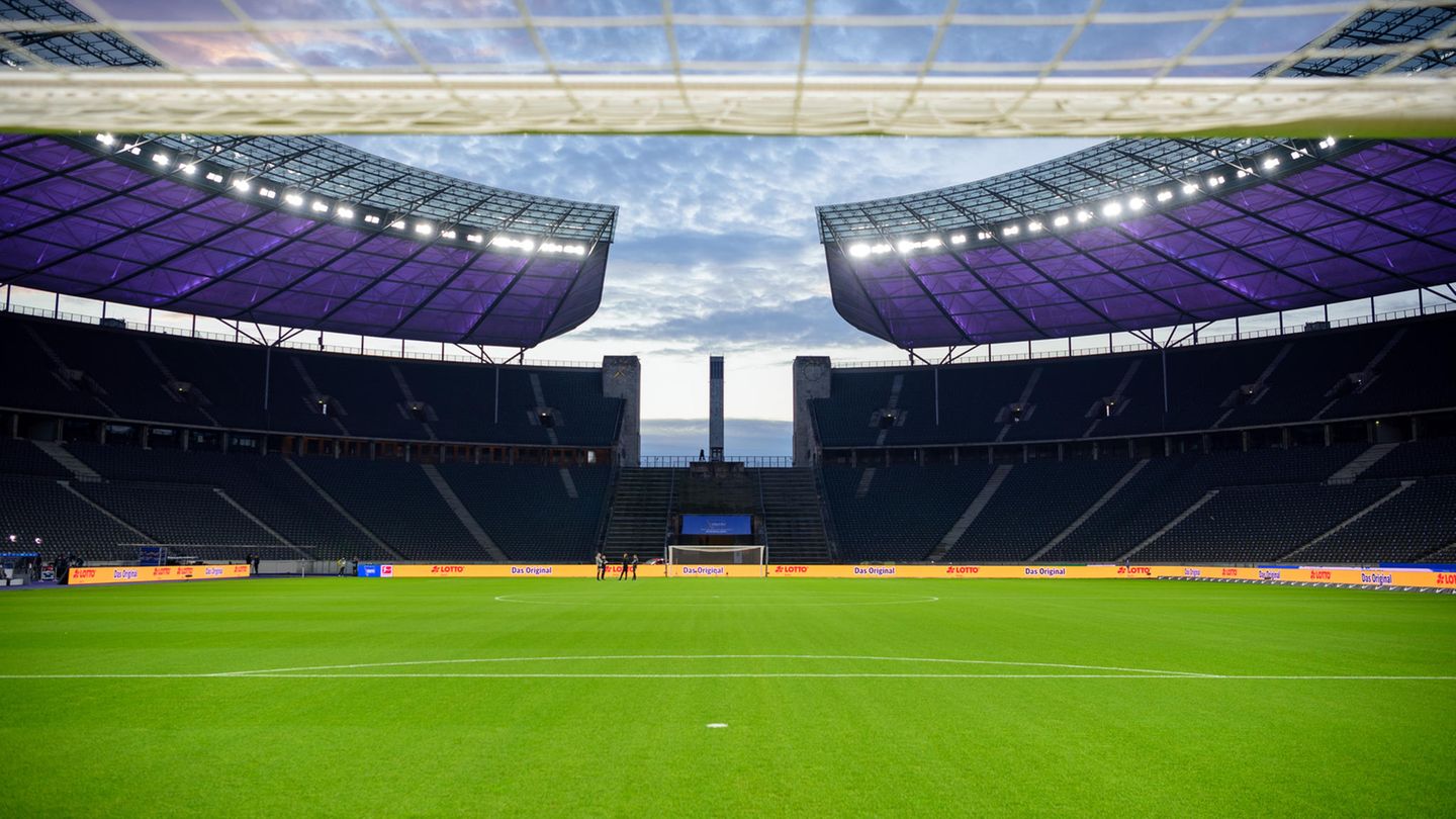 Berliner Olympiastadion vor einem Coronavirus-Geisterspiel in der Fußball-Bundesliga