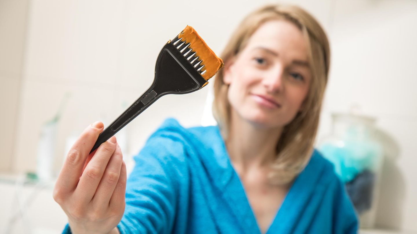 Lighten hair: with these means and tips it works