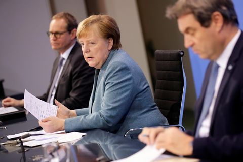 Michael Müller, Angela Merkel und Markus Söder