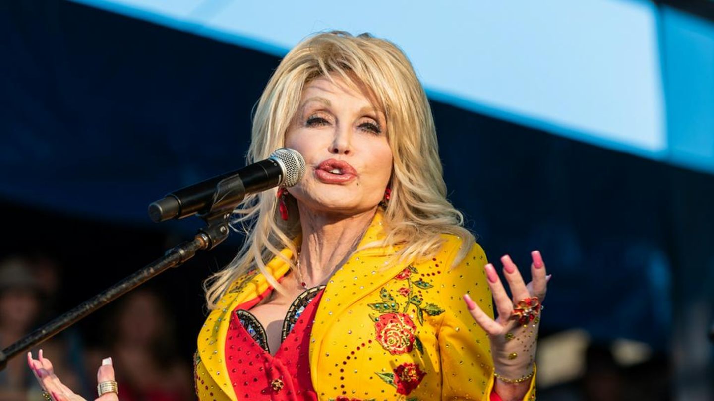 Dolly Parton