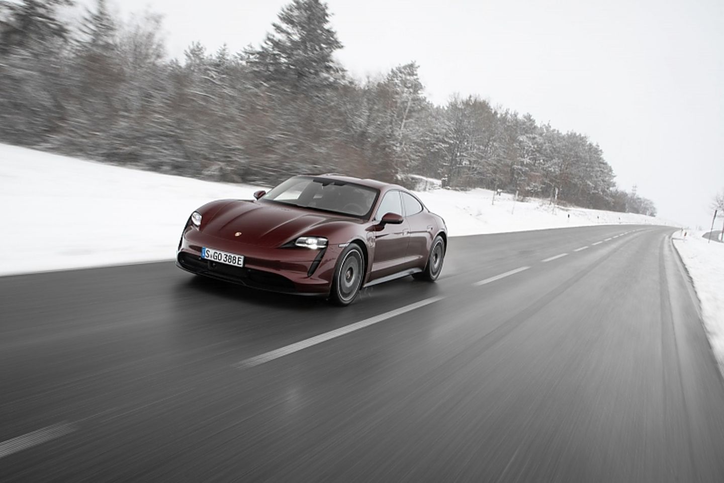 Porsche Taycan Basismodell 2021