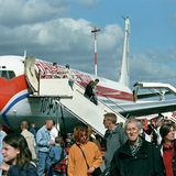 Großes Interesse für die Boeing B 707-430: Die Traditionsmaschine konnte bei den Hamburg Airport Days 2003 auch von innen besichtigt werden.