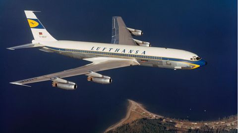Das Flaggschiff der Lufthansa in den 1960er Jahren: Bis zum 30. April 1977 waren die Jets vom Typ Boeing 707-430 im Einsatz.