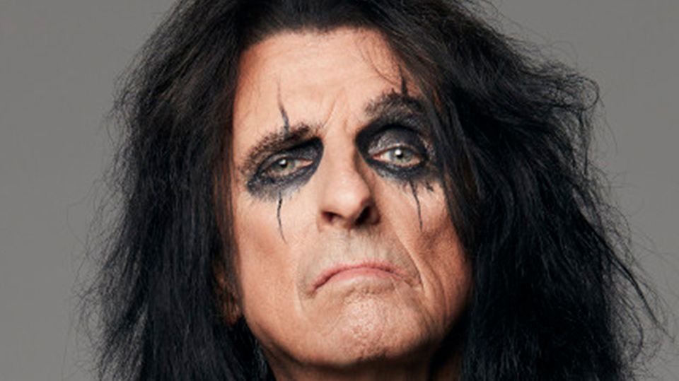 Exklusive Videopremiere zum neuen Song: Alice Cooper – "Social Debris"