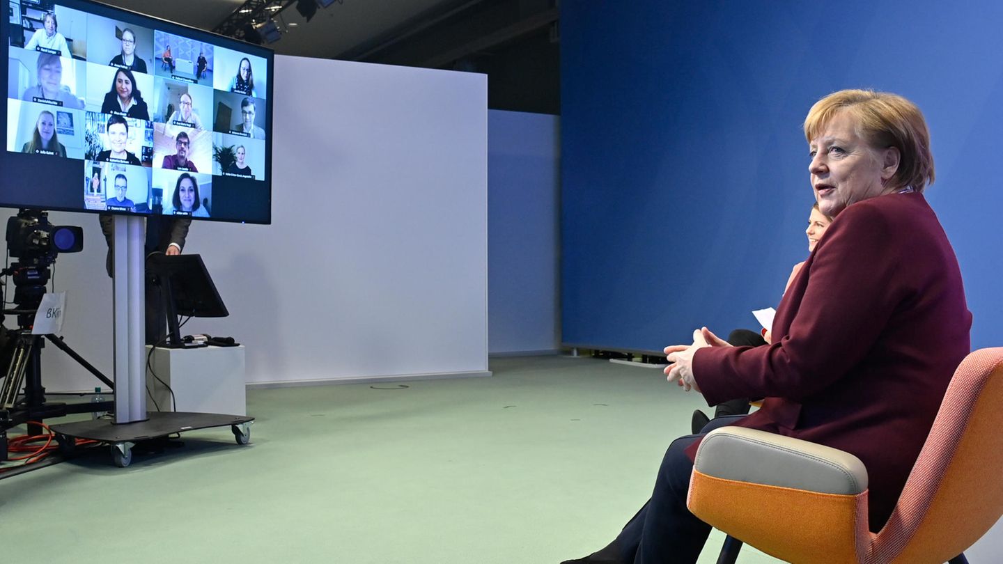 Angela Merkel im Dialog mit Familien
