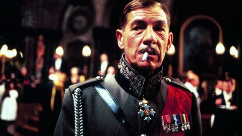 Richard III. wird regelmäßig verfilmt, hier mit Ian McKellen im Dekor der 1930er Jahre.