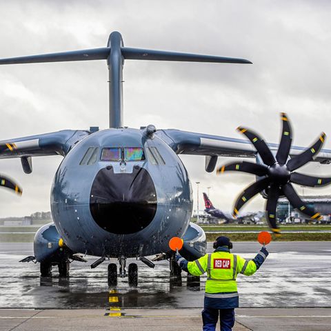  Ein Transportflugzeug vom Modell A400M