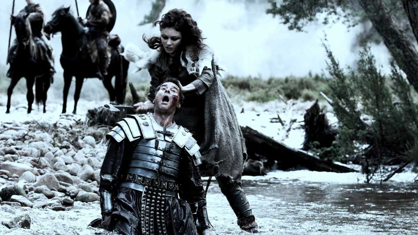 Neunte Legion: Im Film "Centurion" verfolgt Olga Kurylenko als Rachengel die Römer.