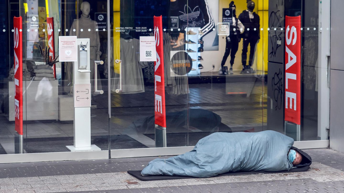 Wohnungslose: Dauerfrost angesagt: Wie Hamburg im Corona-Winter mit obdachlosen Menschen umgeht Wohnungslose: Dauerfrost angesagt: Wie Hamburg im Corona-Winter mit obdachlosen Menschen umgeht