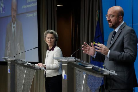 Ursula von der Leyen, Präsidentin der Europäischen Kommission, und Charles Michel, Präsident des Europäischen Rates
