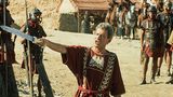 In der Serie spielt Peter O'Toole  den Statthalter Cornelius Flavius Silva.