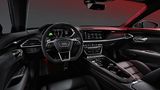 Das Cockpit ist zum Fahrer geneigt