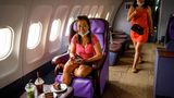 So viel an Freiraum um einen Sessel gab es nicht einmal in der First Class bei Thai Airways.