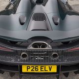 Der 800PS-Achtzylinder hat vier Nüstern zum Ausatmen