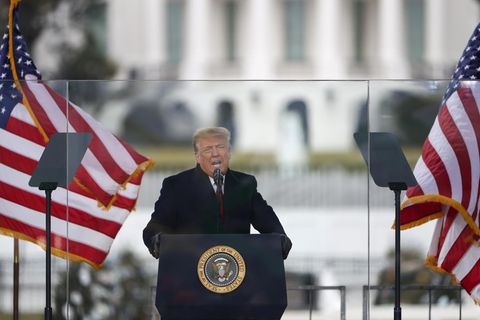 Der ehemalige US-Präsident Donald Trump spricht am 6. Januar bei der "Stop The Steal"-Demonstration