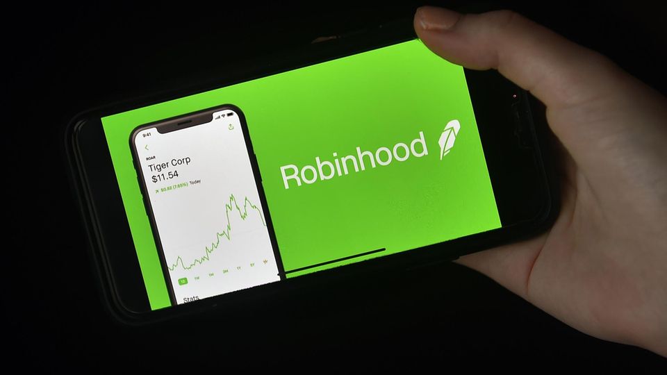 Die App Robinhood auf einem Handy-Display