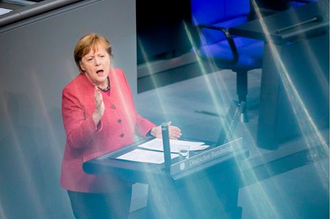 Bundeskanzlerin Angela Merkel im Bundestag