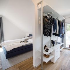 Laut dem Prinzip der Capsule Wardrobe braucht es nicht viel